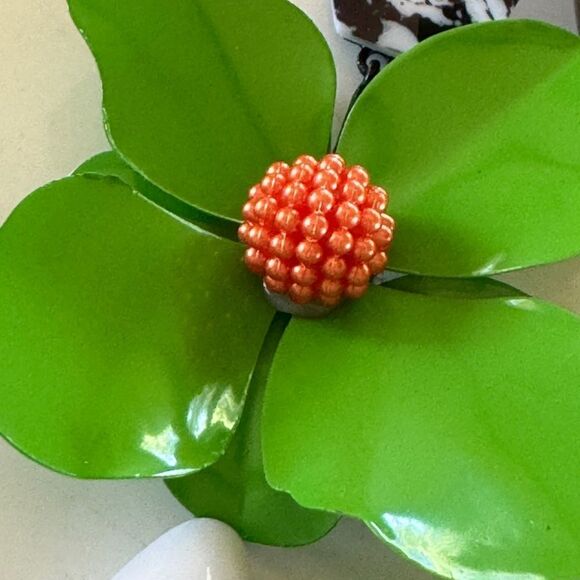 New! Zara Big Flower Earrings - Picture 13 of 15